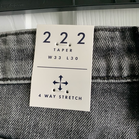 Lucky brand 222 tapered jeans - Picture 3 of 3